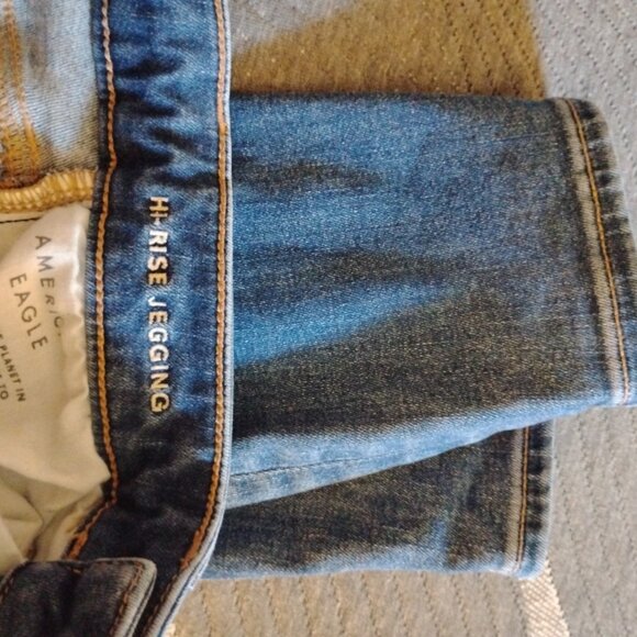 American Eagle Next Level Stretch Hi-Rise Jegging Blue Jeans - Picture 5 of 5